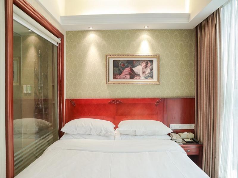 Vienna Hotel Dongguan Hou Street Wanda Plaza Εξωτερικό φωτογραφία